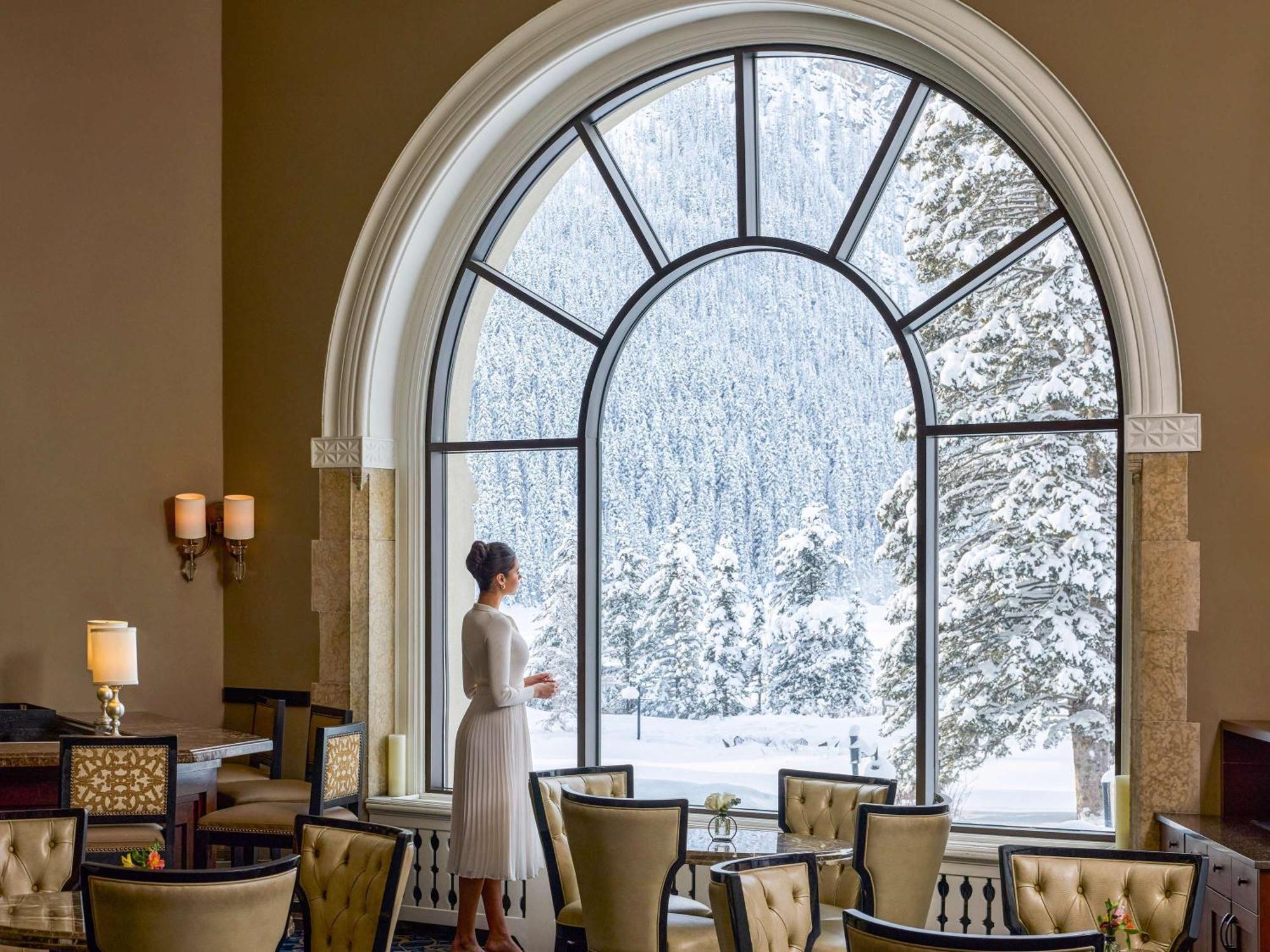 Fairmont Chateau Lake Louise Hotel ภายนอก รูปภาพ